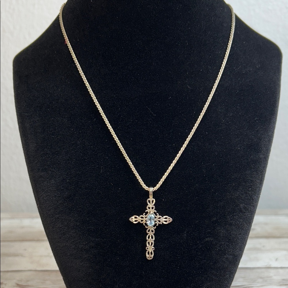 Topaz and 925 Cross Pendant Necklace
